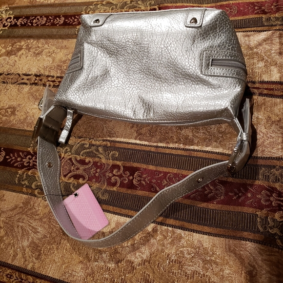 Handbag - Picture 3 of 13